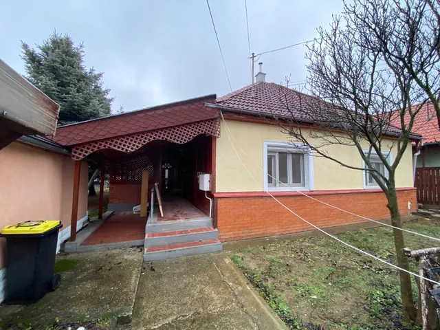 Eladó ház Gödöllő, Attila utca 128 nm