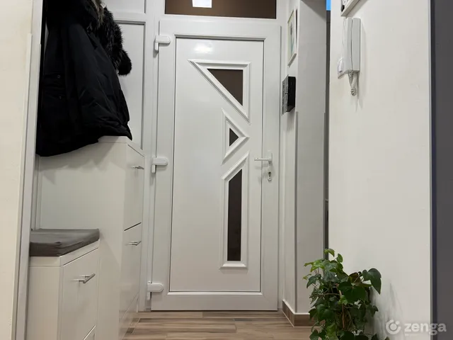 Eladó lakás Sopron, Jereván-lakótelep 61 nm