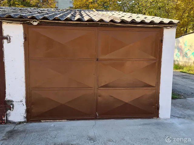 Eladó garázs Szeged, Tarján 16 nm