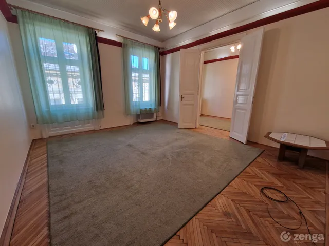 Kiadó lakás Budapest VI. kerület, Nagykörúton kívüli terület 80 nm