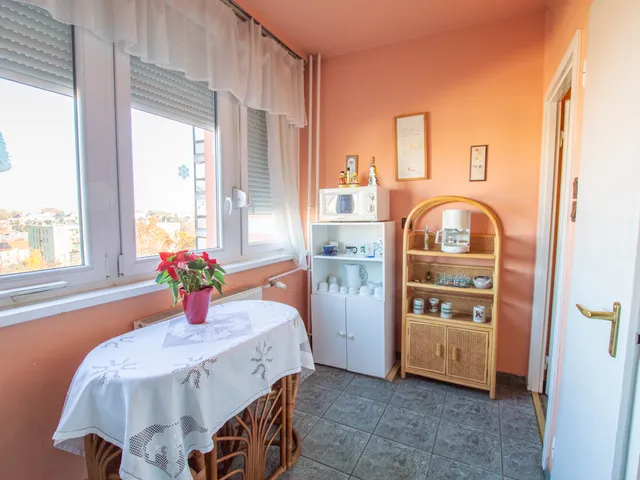 Eladó lakás Szombathely, Derkovits-lakótelep 72 nm