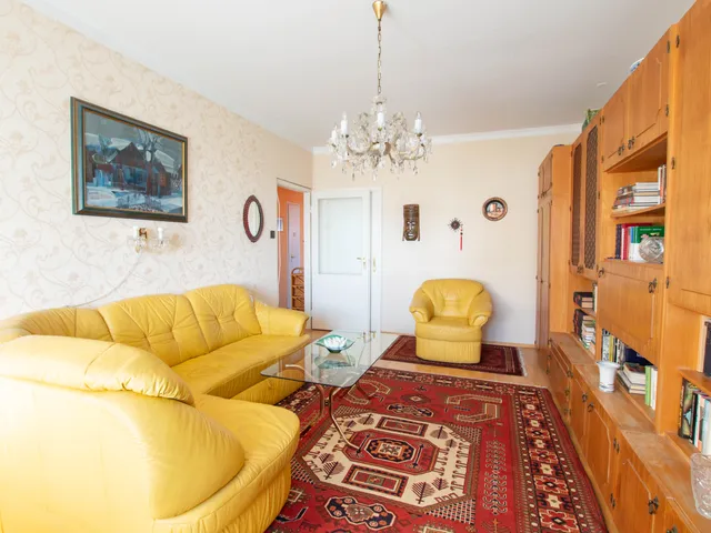 Eladó lakás Szombathely, Derkovits-lakótelep 72 nm