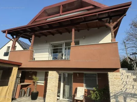 Eladó ház Csömör 238 nm