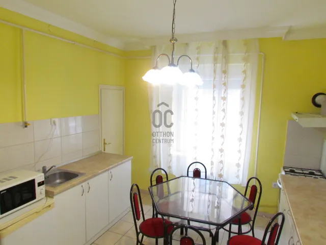 Eladó lakás Debrecen, Belváros, Újházi Ede utca 50 nm