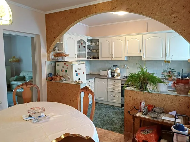 Eladó ház Debrecen, Falóger 107 nm