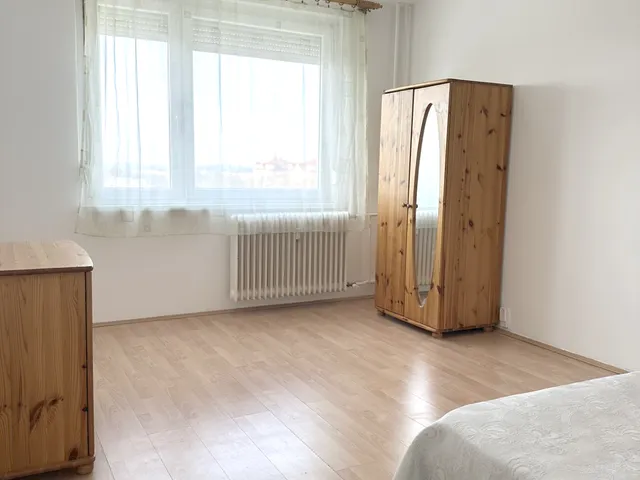 Eladó lakás Debrecen, Vénkert 71 nm