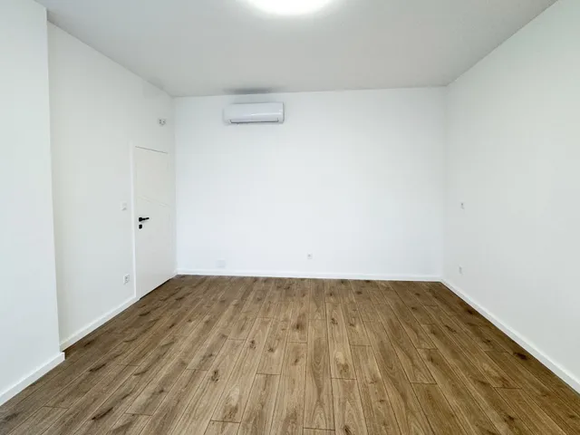 Kiadó ház Hajdúböszörmény 88 nm