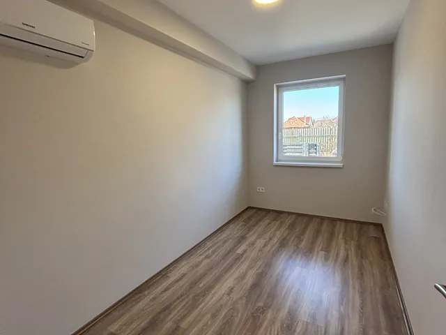 Eladó ház Debrecen, Kondoros 141 nm