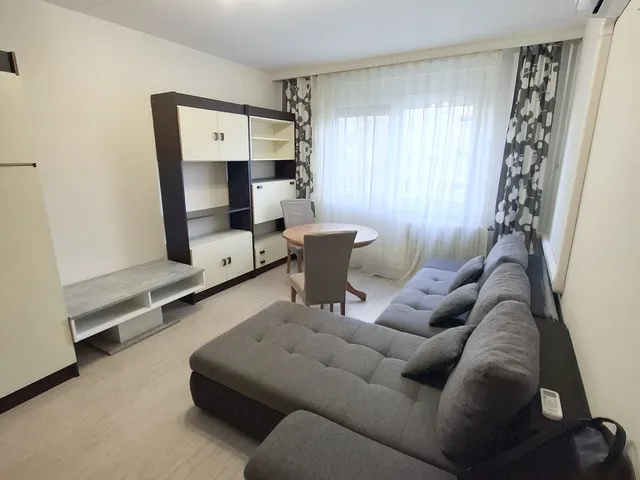 Eladó lakás Debrecen, Vénkert 35 nm