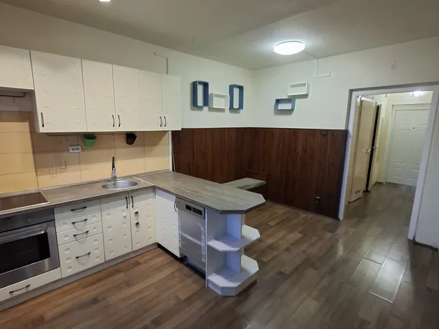 Eladó lakás Debrecen, Tócóskert 63 nm