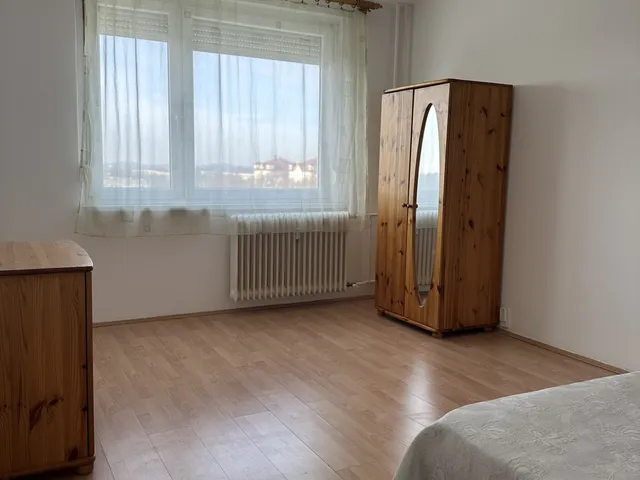 Eladó lakás Debrecen, Vénkert 71 nm