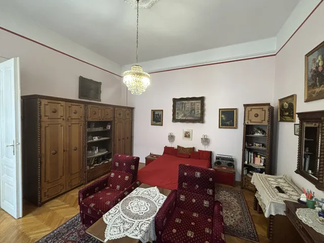 Eladó ház Debrecen, Belváros 240 nm