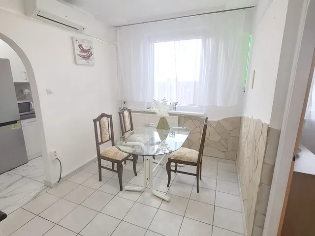 Eladó lakás Debrecen, Sestakert 62 nm