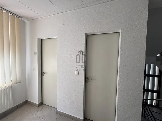 Kiadó kereskedelmi és ipari ingatlan Debrecen, Homokkert