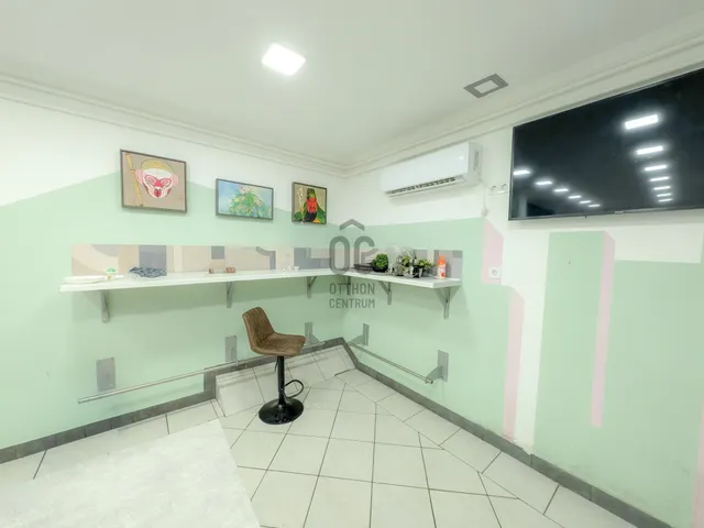 Kiadó kereskedelmi és ipari ingatlan Debrecen, Csapókert 124 nm