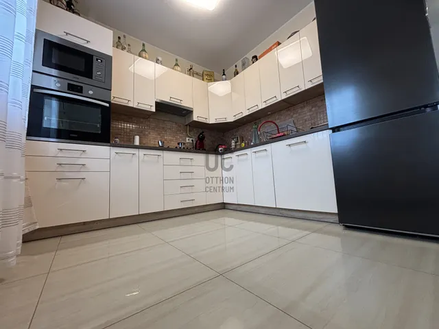 Eladó ház Debrecen, Lencztelep 172 nm