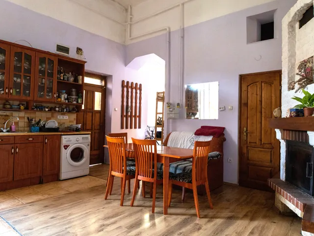 Eladó lakás Debrecen, Belváros 77 nm
