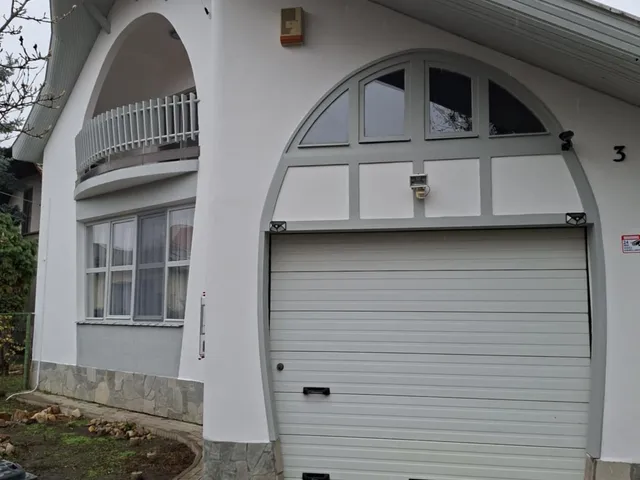 Eladó ház Szolnok, Szandaszőlős 200 nm