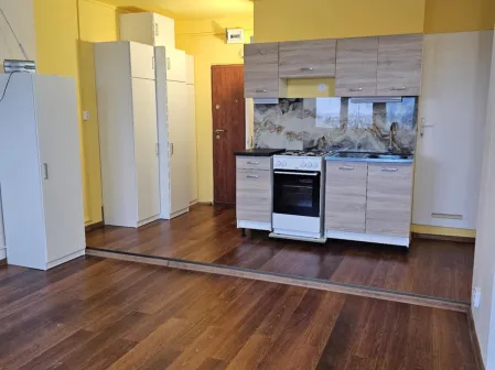 Eladó lakás Szolnok, Belváros 36 nm