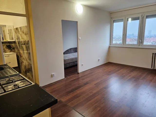 Eladó lakás Szolnok, Belváros, Móra Ferenc út 36 nm