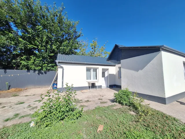 Eladó ház Szolnok 58 nm