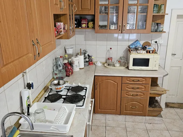 Eladó ház Szolnok, Tallinn, Városmajor út  67 nm