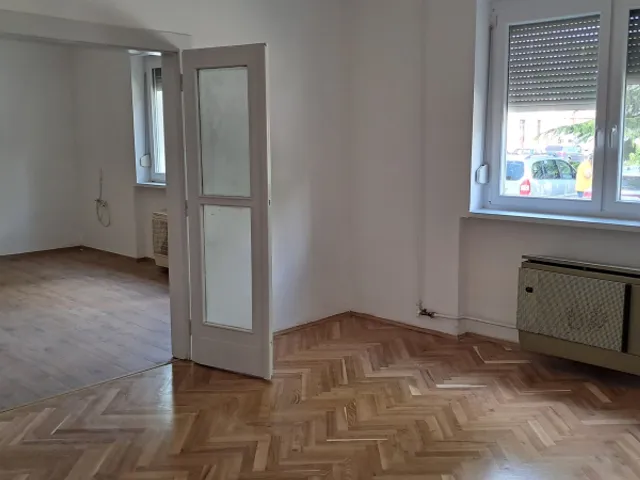 Eladó lakás Szolnok, Belváros 57 nm