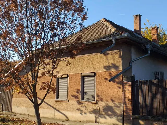 Eladó ház Mezőtúr, VIII 93 nm