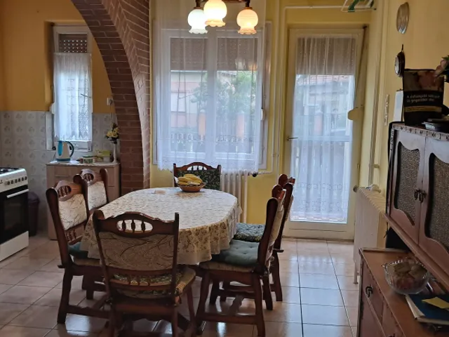 Eladó ház Tiszaföldvár 120 nm