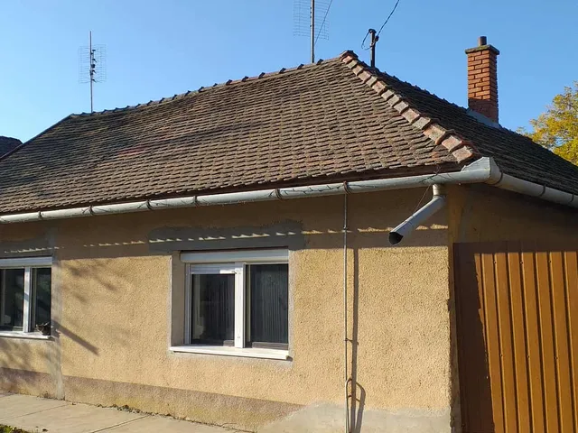 Eladó ház Mezőtúr, XX.utca 104 nm