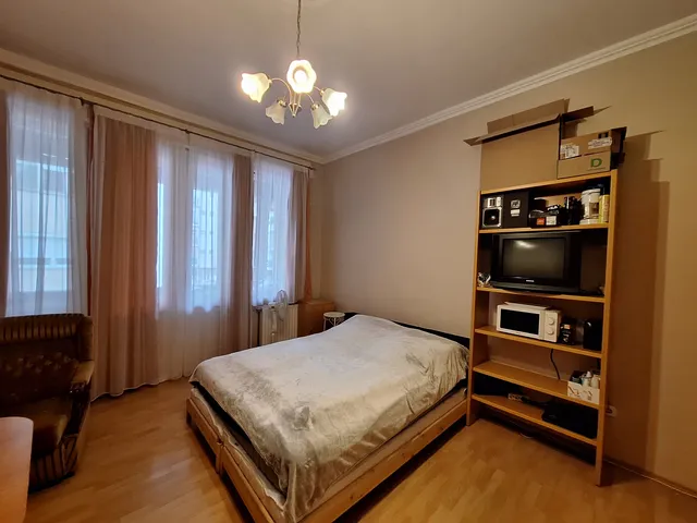 Eladó lakás Szolnok, Belváros 28 nm