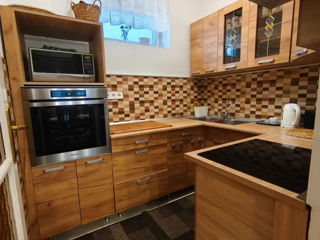 Eladó ház Cegléd 215 nm