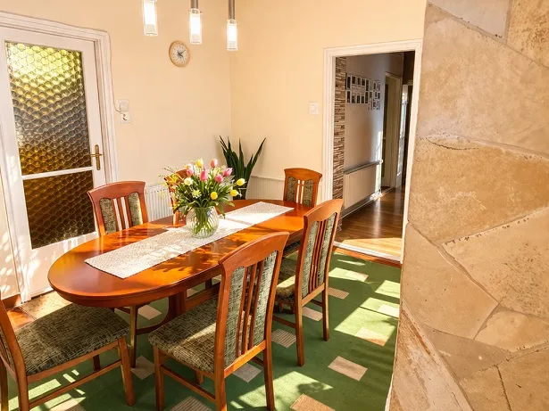 Eladó ház Cegléd 215 nm