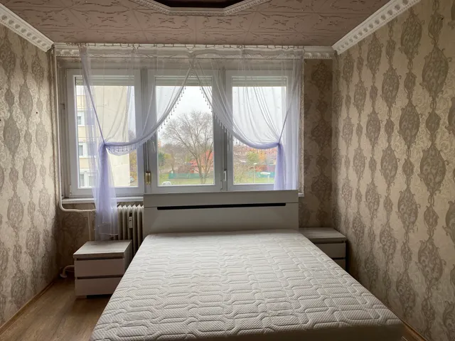 Eladó lakás Szolnok, Széchenyi-lakótelep 54 nm