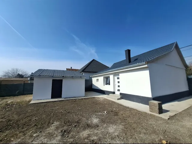 Eladó ház Szolnok, Pletykafalu 65 nm