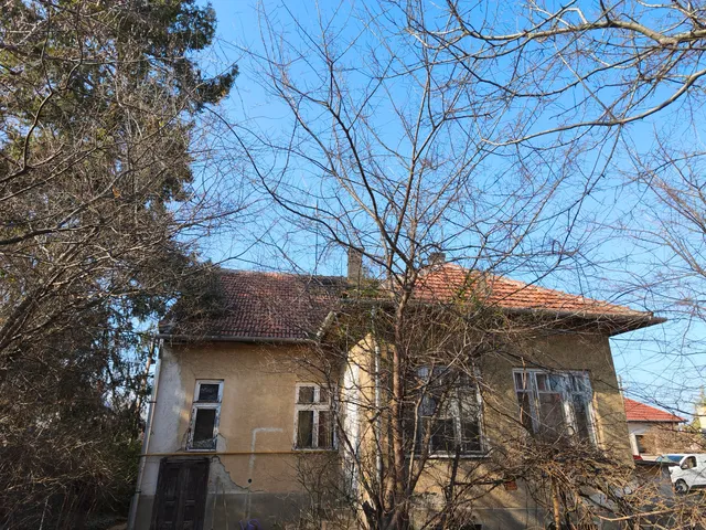 Eladó ház Szolnok, Tallinn 100 nm