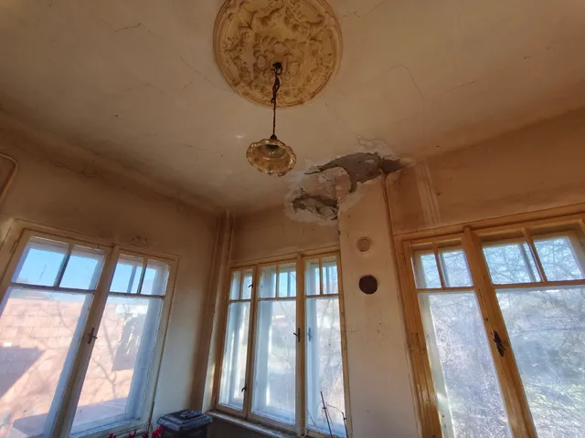 Eladó ház Szolnok, Tallinn 100 nm