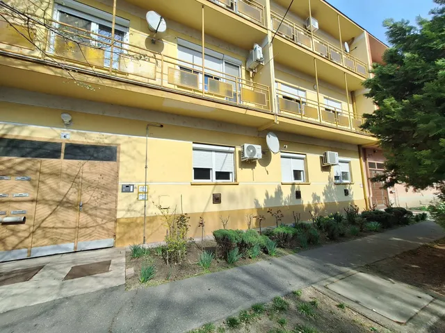 Kiadó lakás Szolnok, Belváros 56 nm