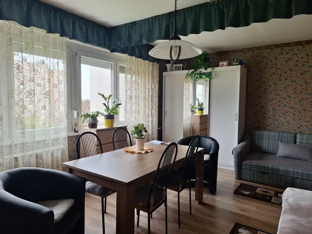 Eladó lakás Szolnok, Belváros 49 nm