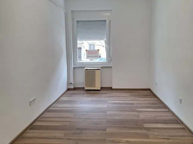 Eladó lakás Szolnok, Belváros 54 nm