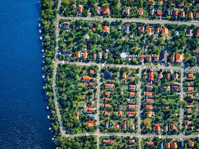 Eladó üdülő és hétvégi ház Szolnok, Alcsisziget 80 nm