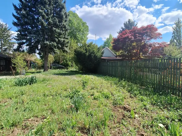 Eladó telek Szolnok, Alcsisziget 355 nm