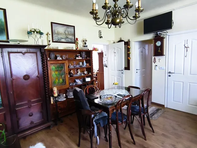 Eladó ház Szolnok, Belváros 76 nm