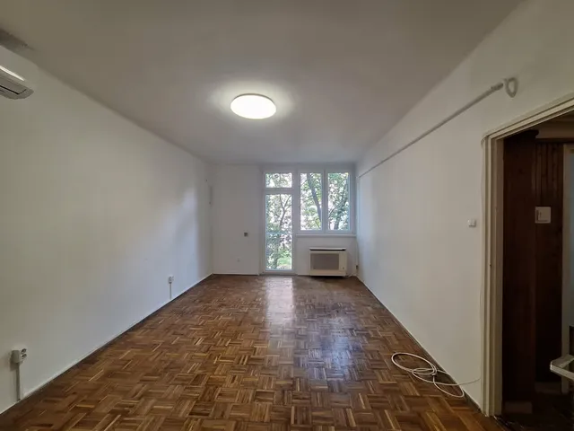 Eladó lakás Szolnok, Tallinn 50 nm