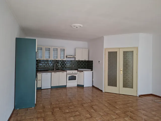 Eladó lakás Szolnok, Belváros 100 nm