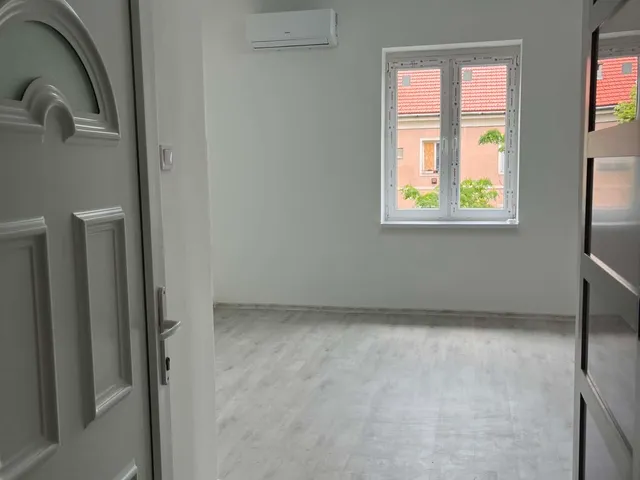Eladó lakás Szolnok, Belváros 19 nm