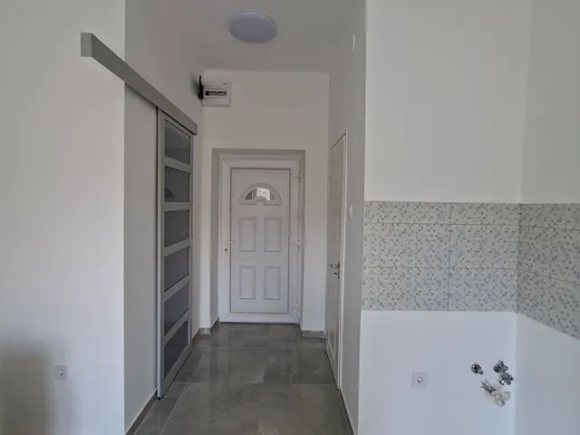 Eladó lakás Szolnok, Belváros 19 nm