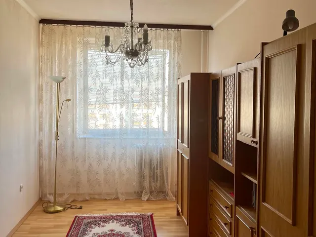 Eladó lakás Szolnok, Széchenyi-lakótelep 51 nm