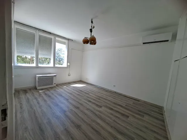 Eladó lakás Szolnok, Belváros 49 nm