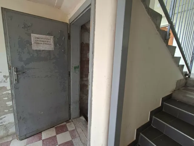 Eladó kereskedelmi és ipari ingatlan Szolnok, Tallinn 14 nm